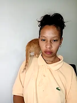 Miss sparkle00 online show from 13, 3, 2025