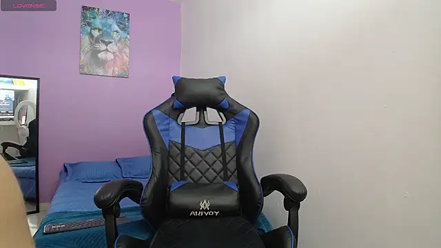 Snapshot of alana_lara chatting on 29, 11, 2025 alana lara online show from 29, 11, 2025