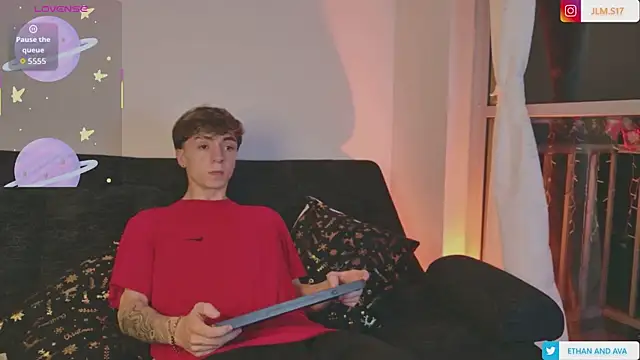 ethan and ava online show from 20, 12, 2025