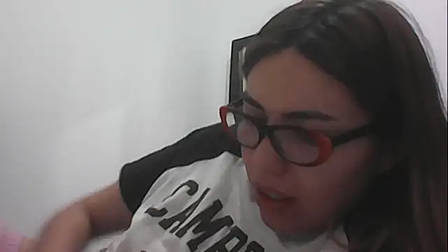 VittoriaTaylor online show from 21, 1, 2025