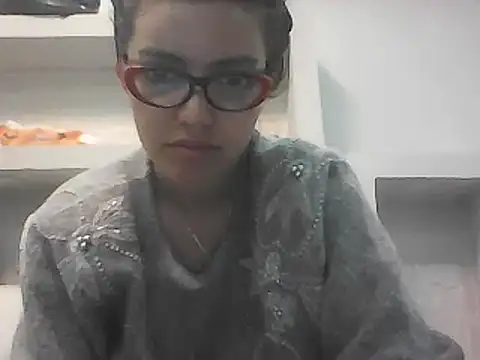 VittoriaTaylor online show from 24, 2, 2025