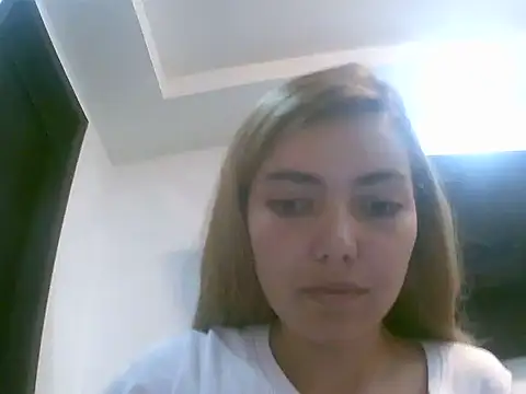 VittoriaTaylor online show from 26, 2, 2026