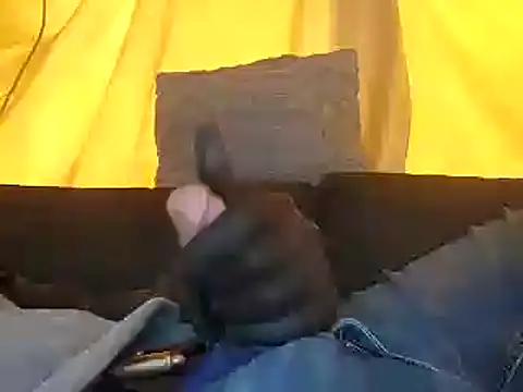 Snapshot of bwcbeat83 chatting on 14, 3, 2025 bwcbeat83 online show from 14, 3, 2025