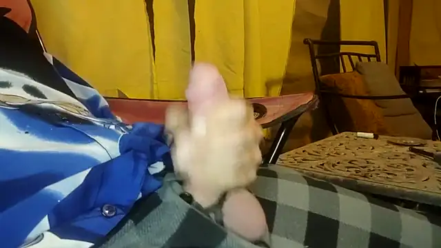 Snapshot of bwcbeat83 chatting on 30, 10, 2025 bwcbeat83 online show from 30, 10, 2025