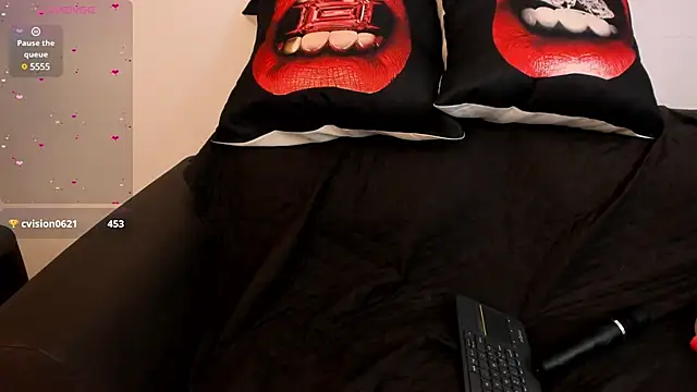 NicolettaLima online show from 5, 3, 2025