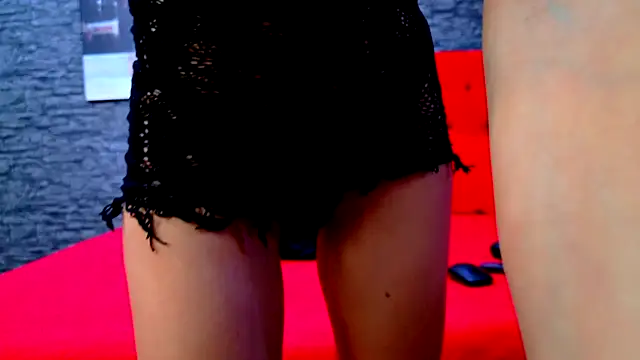 Snapshot of SelenaNoir chatting on 17, 10, 2025 SelenaNoir online show from 17, 10, 2025