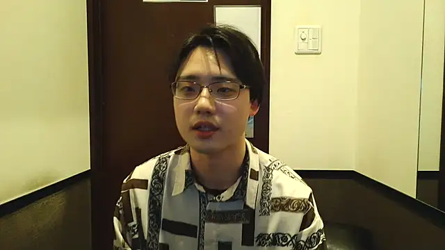 Snapshot of nunnun00 chatting on 1, 2, 2025 nunnun00 online show from 1, 2, 2025