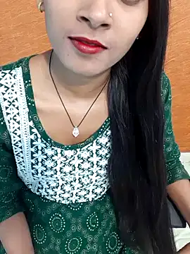 Snapshot of Divya-2007 chatting on 25, 1, 2025 Divya-2007 online show from 25, 1, 2025