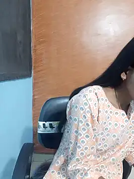 Snapshot of Divya-2007 chatting on 7, 2, 2025 Divya-2007 online show from 7, 2, 2025