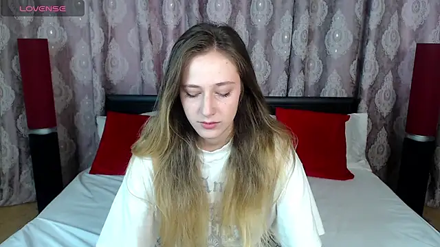 Snapshot of blondyriss chatting on 30, 1, 2025 blondyriss online show from 30, 1, 2025