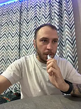 Snapshot of _XxX-XxX_ chatting on 20, 1, 2025 XxX-XxX online show from 20, 1, 2025