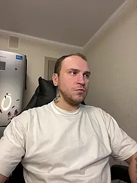 Snapshot of _XxX-XxX_ chatting on 11, 2, 2025 XxX-XxX online show from 11, 2, 2025