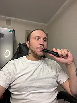 Snapshot of _XxX-XxX_ chatting on 16, 2, 2025 XxX-XxX online show from 16, 2, 2025