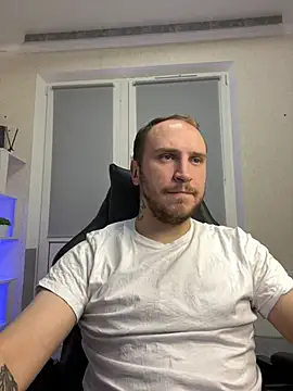 Snapshot of _XxX-XxX_ chatting on 26, 2, 2025 XxX-XxX online show from 26, 2, 2025