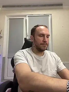 Snapshot of _XxX-XxX_ chatting on 1, 3, 2025 XxX-XxX online show from 1, 3, 2025