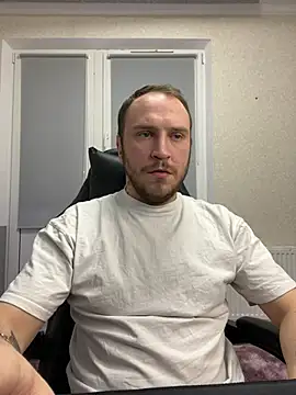 Snapshot of _XxX-XxX_ chatting on 1, 3, 2025 XxX-XxX online show from 1, 3, 2025