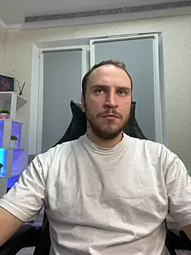 Snapshot of _XxX-XxX_ chatting on 3, 3, 2025 XxX-XxX online show from 3, 3, 2025