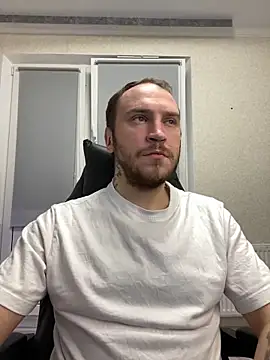 Snapshot of _XxX-XxX_ chatting on 5, 3, 2025 XxX-XxX online show from 5, 3, 2025