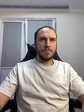 Snapshot of _XxX-XxX_ chatting on 9, 3, 2025 XxX-XxX online show from 9, 3, 2025