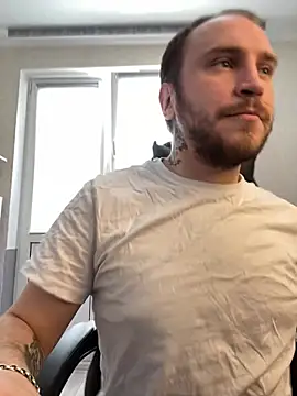 Snapshot of _XxX-XxX_ chatting on 11, 3, 2025 XxX-XxX online show from 11, 3, 2025