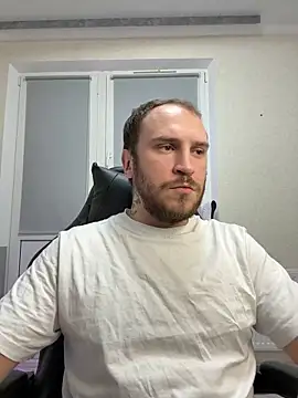 Snapshot of _XxX-XxX_ chatting on 18, 3, 2025 XxX-XxX online show from 18, 3, 2025