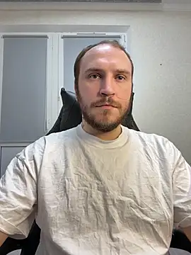 Snapshot of _XxX-XxX_ chatting on 20, 3, 2025 XxX-XxX online show from 20, 3, 2025