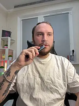 Snapshot of _XxX-XxX_ chatting on 20, 3, 2025 XxX-XxX online show from 20, 3, 2025