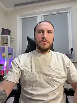 Snapshot of _XxX-XxX_ chatting on 21, 3, 2025 XxX-XxX online show from 21, 3, 2025