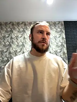 Snapshot of _XxX-XxX_ chatting on 15, 9, 2025 XxX-XxX online show from 15, 9, 2025