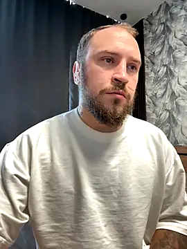 Snapshot of _XxX-XxX_ chatting on 2, 10, 2025 XxX-XxX online show from 2, 10, 2025