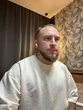 Snapshot of _XxX-XxX_ chatting on 11, 10, 2025 XxX-XxX online show from 11, 10, 2025