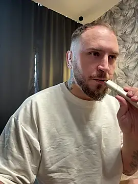 Snapshot of _XxX-XxX_ chatting on 31, 10, 2025 XxX-XxX online show from 31, 10, 2025