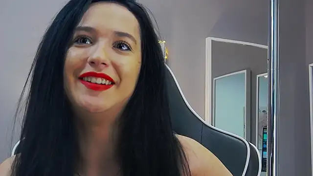 Snapshot of Eva_Lovvia_ chatting on 28, 1, 2025 Eva Lovvia  online show from 28, 1, 2025