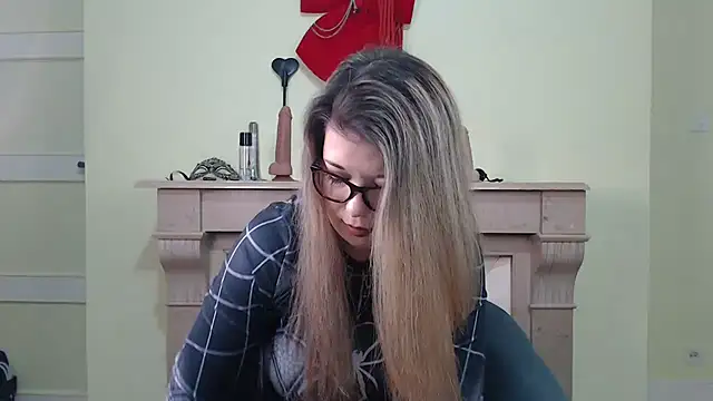 kamilalova online show from 2, 2, 2026