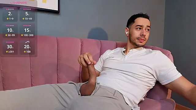 Snapshot of Salvatore_costa chatting on 1, 3, 2025 Salvatore costa online show from 1, 3, 2025