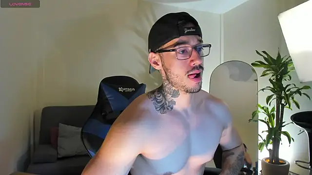 Snapshot of Salvatore_costa chatting on 5, 11, 2025 Salvatore costa online show from 5, 11, 2025