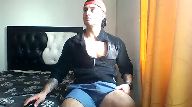 Snapshot of davidcr89 chatting on 1, 2, 2025 davidcr89 online show from 1, 2, 2025