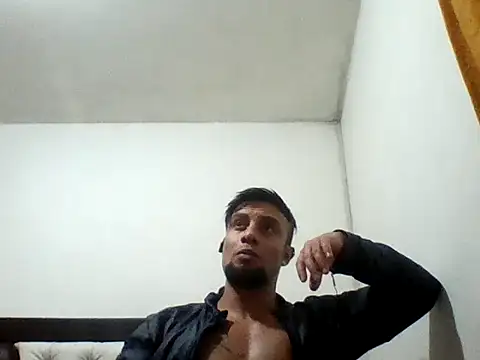 Snapshot of davidcr89 chatting on 10, 9, 2025 davidcr89 online show from 10, 9, 2025