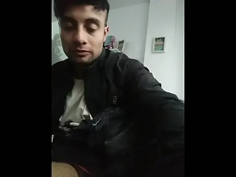 Snapshot of davidcr89 chatting on 28, 11, 2025 davidcr89 online show from 28, 11, 2025