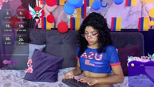 Snapshot of lucie_petite chatting on 4, 7, 2026 lucie petite online show from 4, 7, 2026