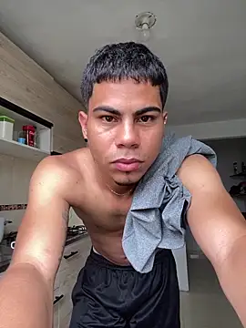 Dannytwinksxxx online show from 23, 3, 2026