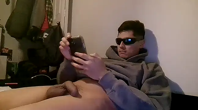 Snapshot of PerroDemonioHot chatting on 6, 2, 2025 PerroDemonioHot online show from 6, 2, 2025