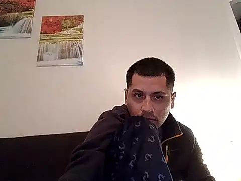 PerroDemonioHot online show from 2, 4, 2026