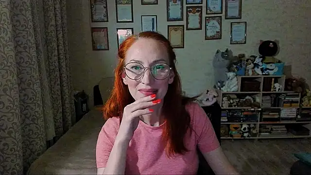 red rocco online show from 2, 2, 2025