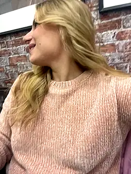Snapshot of LanaSparks chatting on 2, 10, 2025 LanaSparks online show from 2, 10, 2025