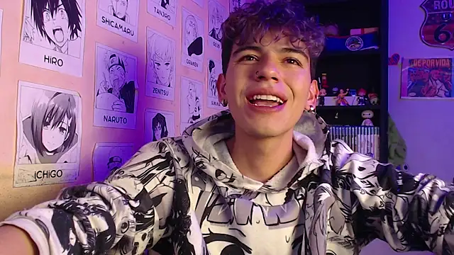 Snapshot of Mickey_Magic chatting on 16, 1, 2025 Mickey Magic online show from 16, 1, 2025