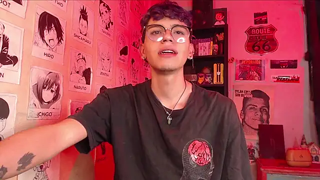 Snapshot of Mickey_Magic chatting on 8, 2, 2025 Mickey Magic online show from 8, 2, 2025