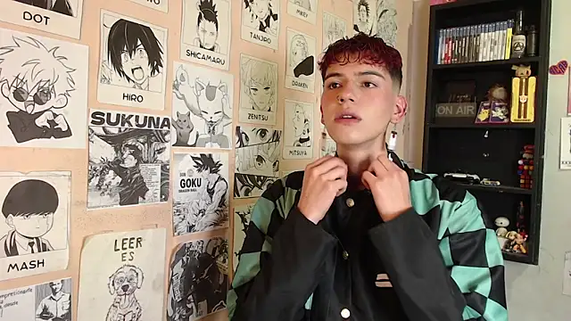 Snapshot of Mickey_Magic chatting on 8, 3, 2025 Mickey Magic online show from 8, 3, 2025