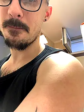 AssHunter4k online show from 24, 11, 2025