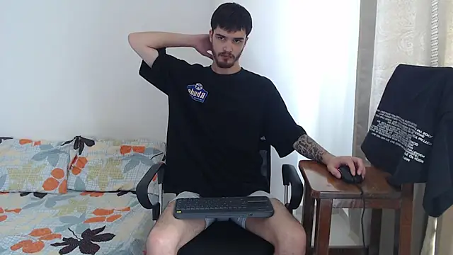 Snapshot of Aleex_Miller chatting on 4, 11, 2025 Aleex Miller online show from 4, 11, 2025